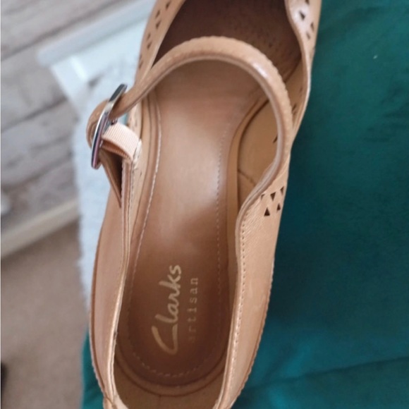 Clarks Artisan Size 6 - Picture 3 of 5
